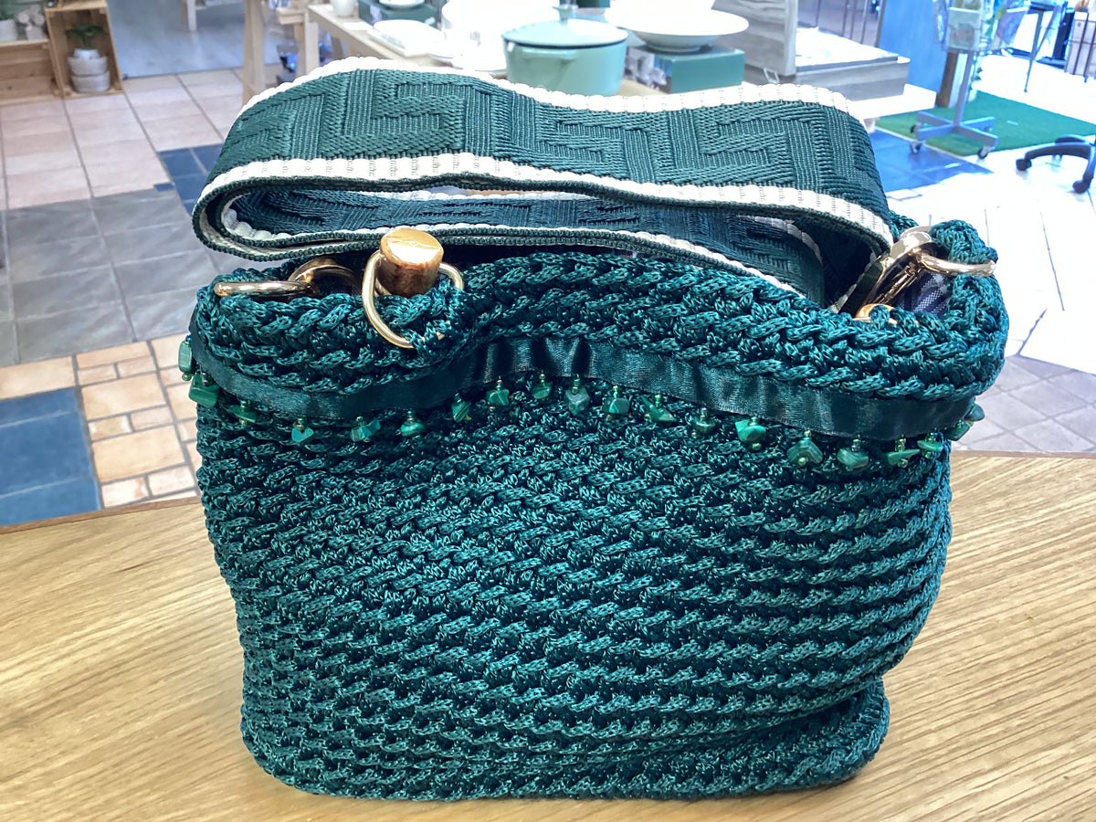 Angi crocheted handbag in green