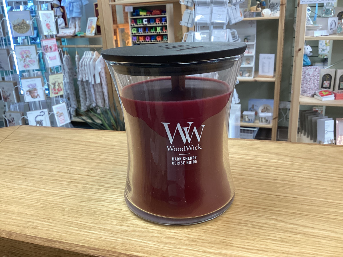 Woodwick medium Dark Cherry