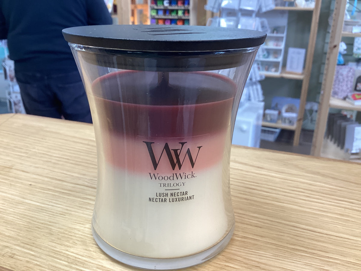 Woodwick medium Lush Nectar