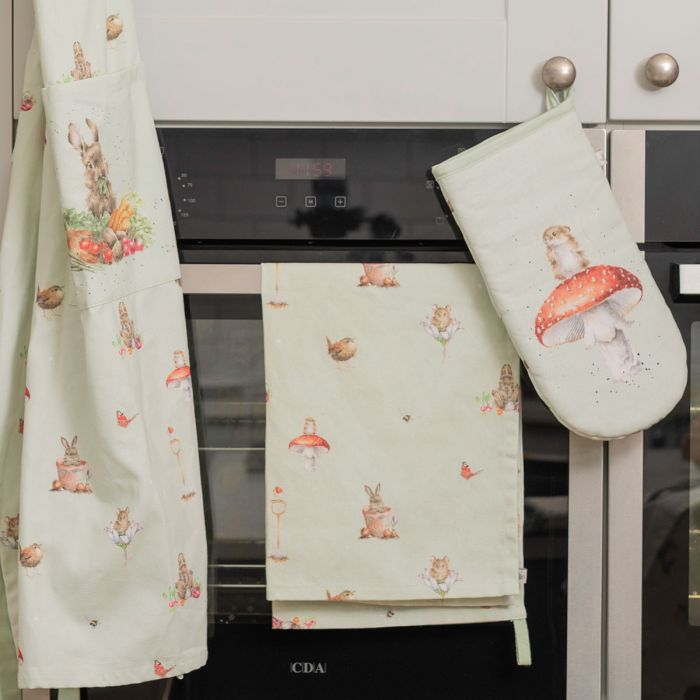 Wrendale ‘Garden Friends’ Single Oven Mitt