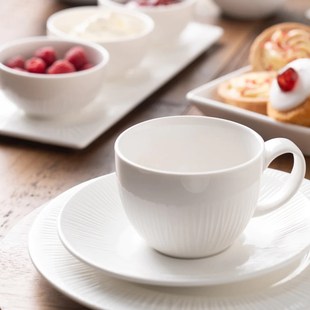 Belleek Living Erne Set Of 4 Teacups & Saucers