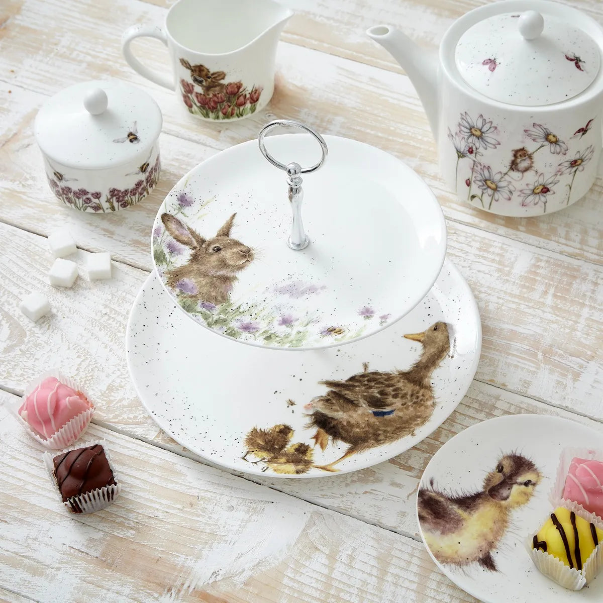 Wrendale Two Tier Cake Stand