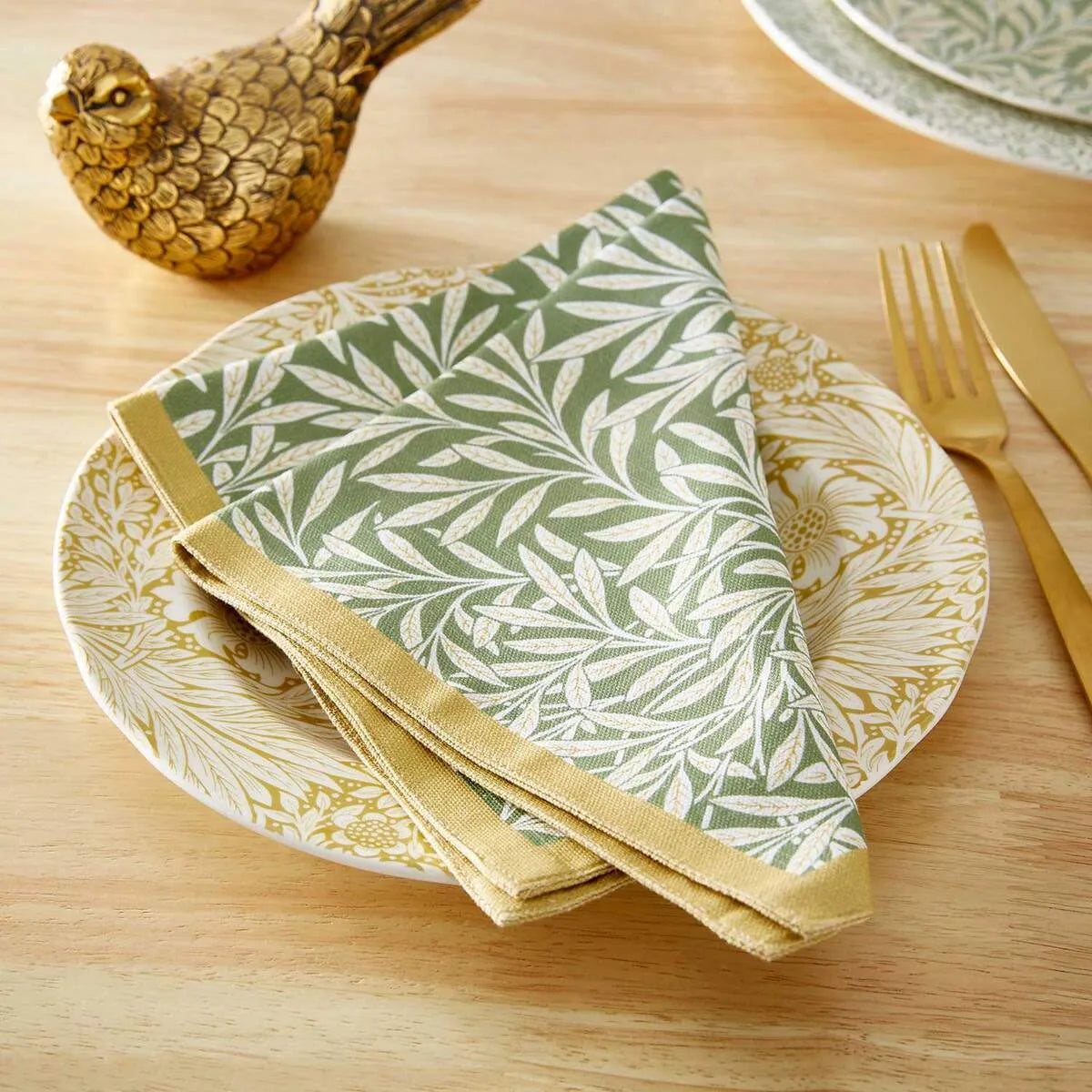 Spode Morris & Co. Willow Set of 2 Napkins
