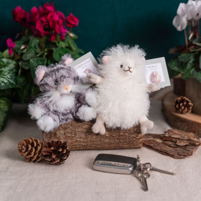 Wrendale ‘Esmeralda’ Plush Keyring